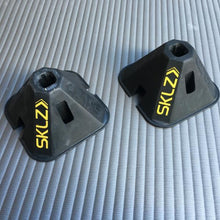 Load image into Gallery viewer, SKLZ PRO TRAINING UTILITY CONE WEIGHTS (set of 2)
